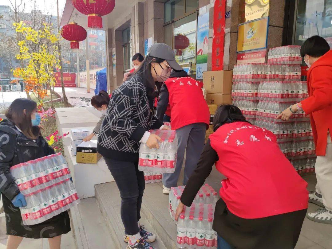 end编辑:张艳玲校审 王树林,牛小忆来源:共青团兰州市委供稿点亮"在