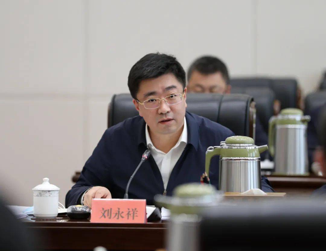 市政府副市长,市食品药品安全委员会副主任刘永祥通报评议考核结果