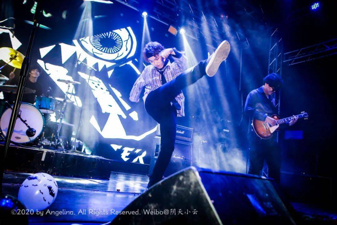 0518怪兽计划乐队谈恋爱就去livehouse2022巡演南京站
