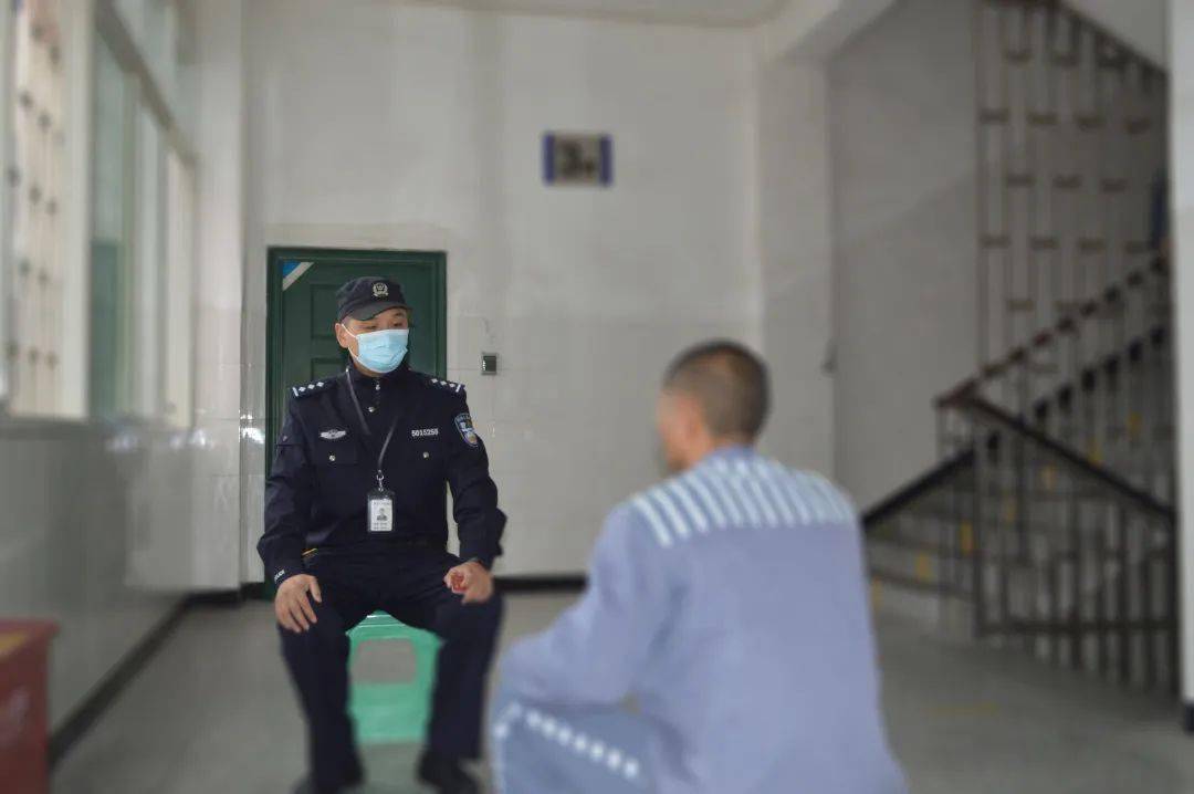 【凡警故事之十一】于平凡处显忠诚 于细微处见真章