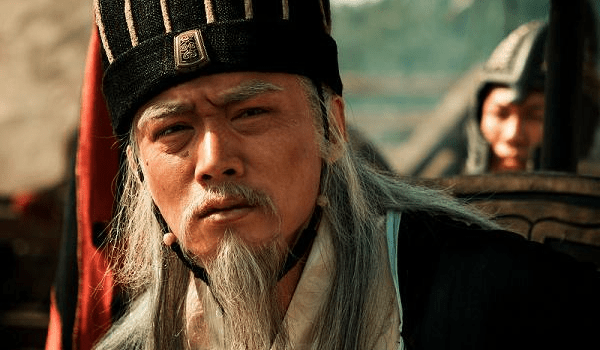 诸葛亮的第一继承人张裔，沦落东吴被秘密接回，历史上却鲜为人知