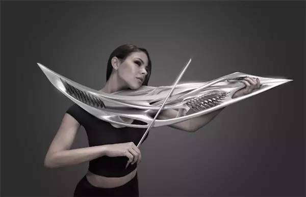 完成了这把看起来一点都不像小提琴的小提琴「2-string piezoel