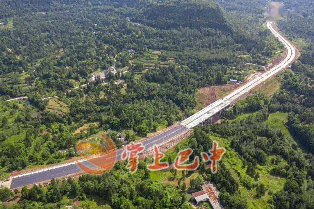 巴中兴文至文村坝过境公路(g542)是市级重点建设项目,起于巴中职业