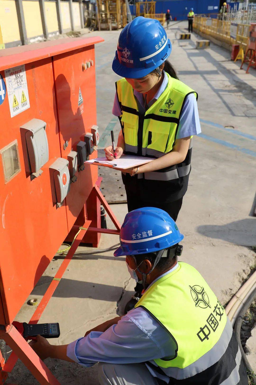 安全生产专栏津铁女安全员地铁建设的铿锵玫瑰