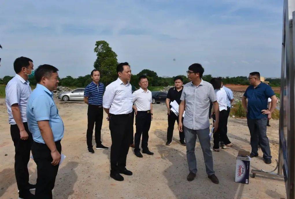 高安召开省,市大中型重大项目现场调研会