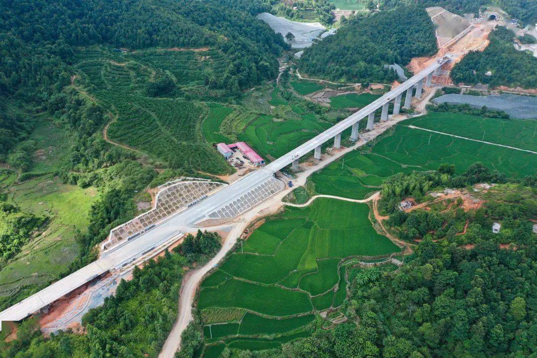 龙龙铁路龙岩至武平段建设全面提速_施工_隧道_上杭县