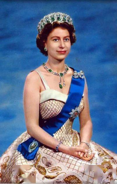 ��ʯ�и����ŵ�����ѡ���������鱦���ڡ������ߡ���