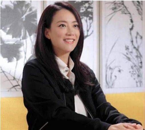霍汶希做谢霆锋的经纪人时,她才二十二岁,谢霆锋才十
