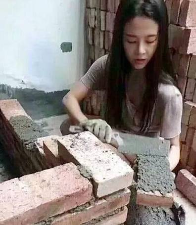 原创
幽默笑话:妹子,你是尿急了吗,要不然神色是如此的慌张和拘谨啊