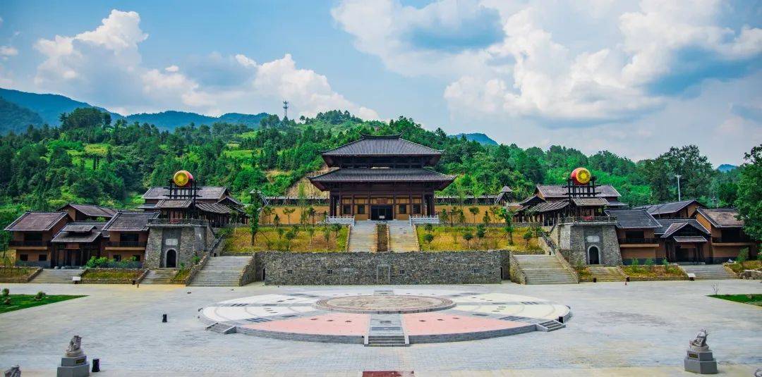 蚩尤故里神仙地独标清胜大熊山大熊山国家森林公园位于湖南湘中娄底市