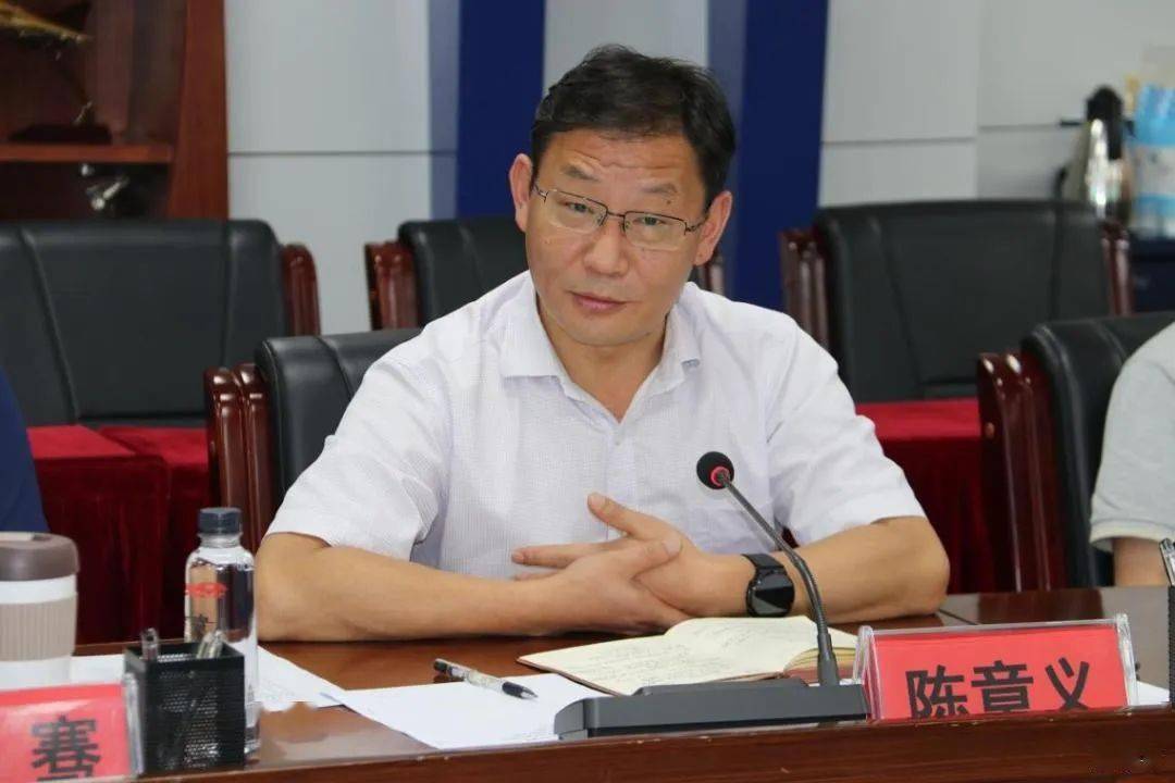 陈章义书记,曾强校长带领交流团一行参观了我校正本