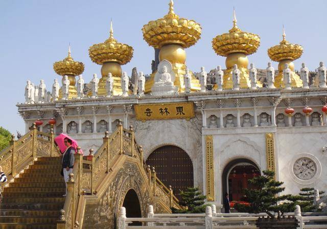 距九江大约半小时路程，有一“良心”寺庙，不收门票值得前往