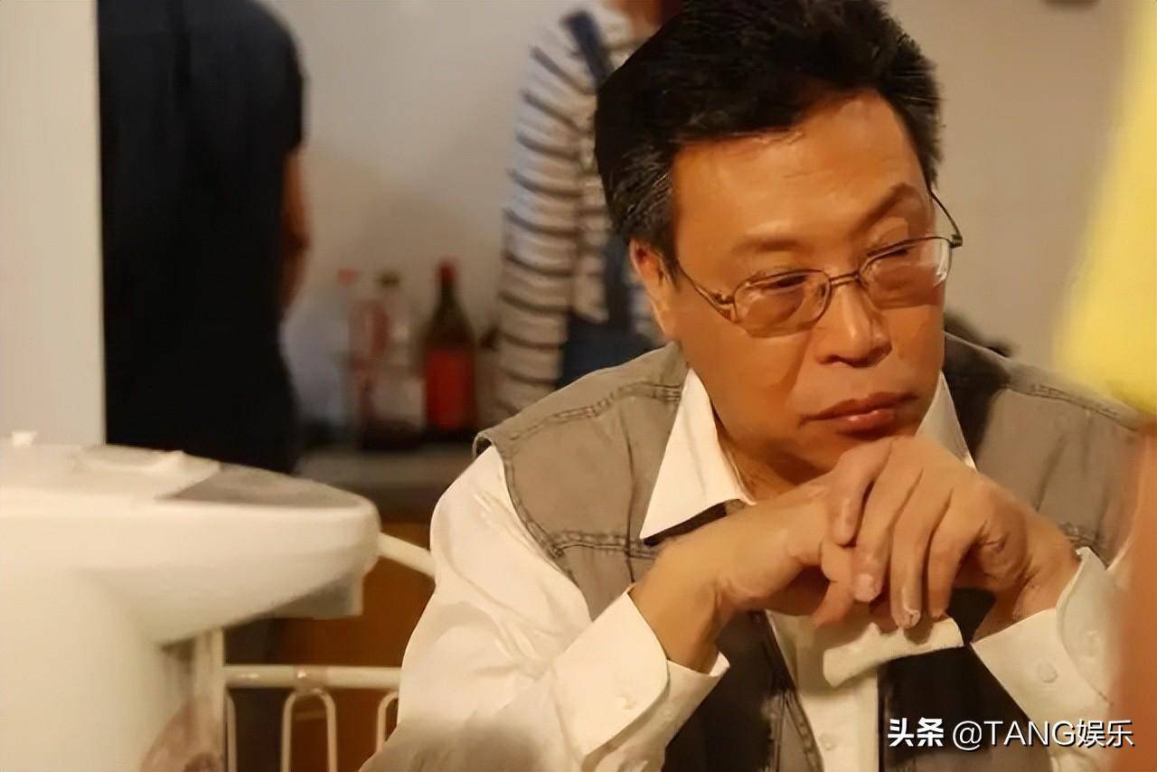 83版《射雕英雄传》演员近照爆出,黄药师西去寻女