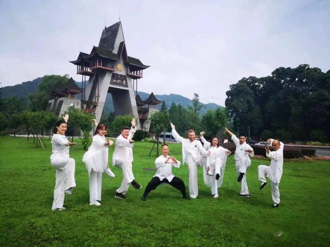 发现之旅,探寻青城山的武功"秘笈"_武术_都江堰_道教