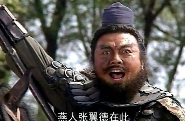 许褚能战平马超,为何却遭到张飞暴打?