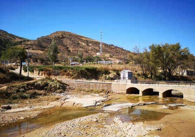 陕西有座古村，《平凡的世界》在此取景，独特窑洞人家实属罕见