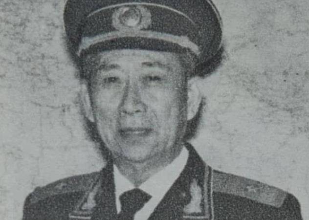 1954年,我鱼雷艇成功伏击敌人驱逐舰,陶勇大喊:蚂蚁