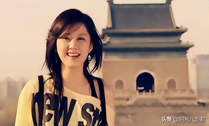 41岁国外女星张娜拉结婚,老公是小6岁圈外人,曾因一句