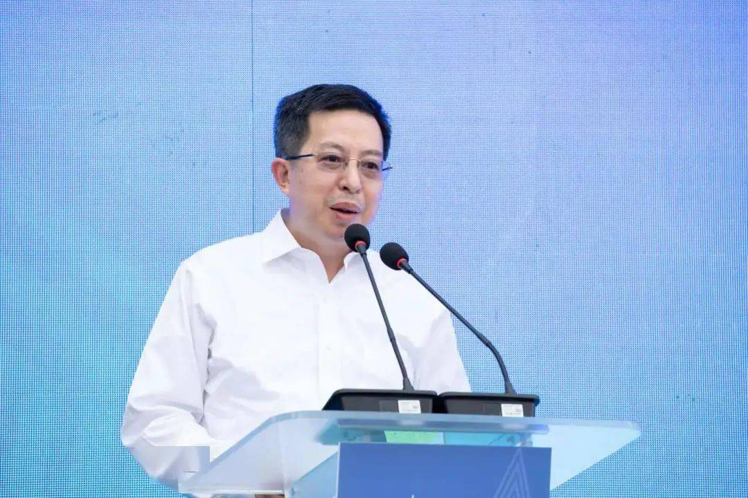 浦东新区司法局局长黄爱武致辞.