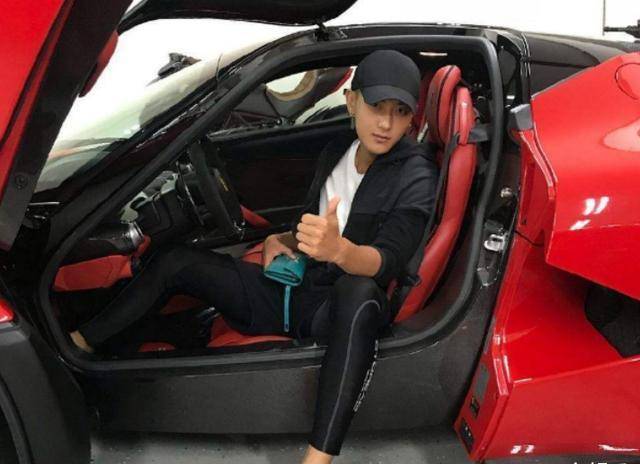 4位娱乐圈中的富二代，混不好就得继承家产，最后一位身家百亿！