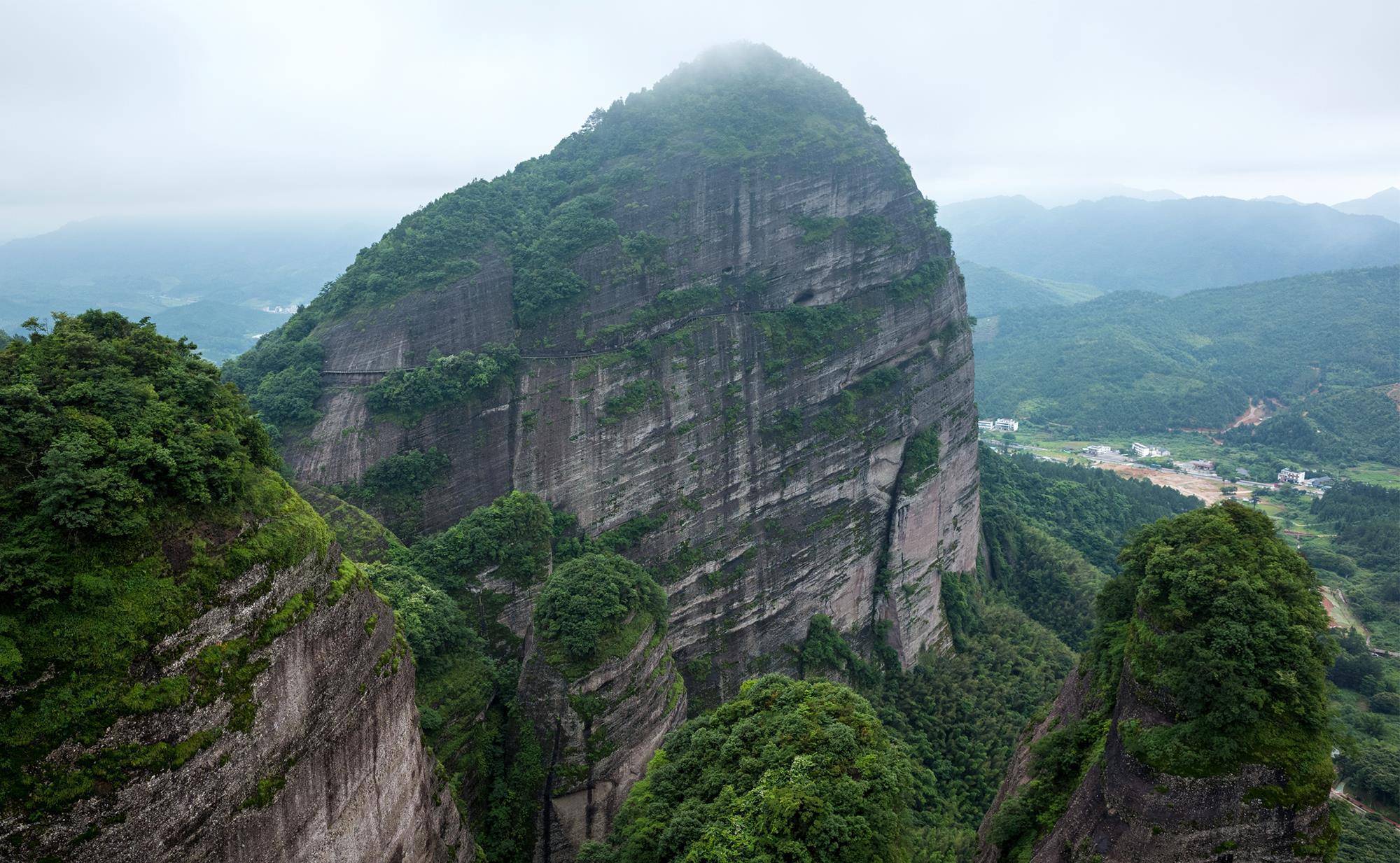 江西最不该被忽视的山，山中有99座奇峰，可与湖北武当山相媲美