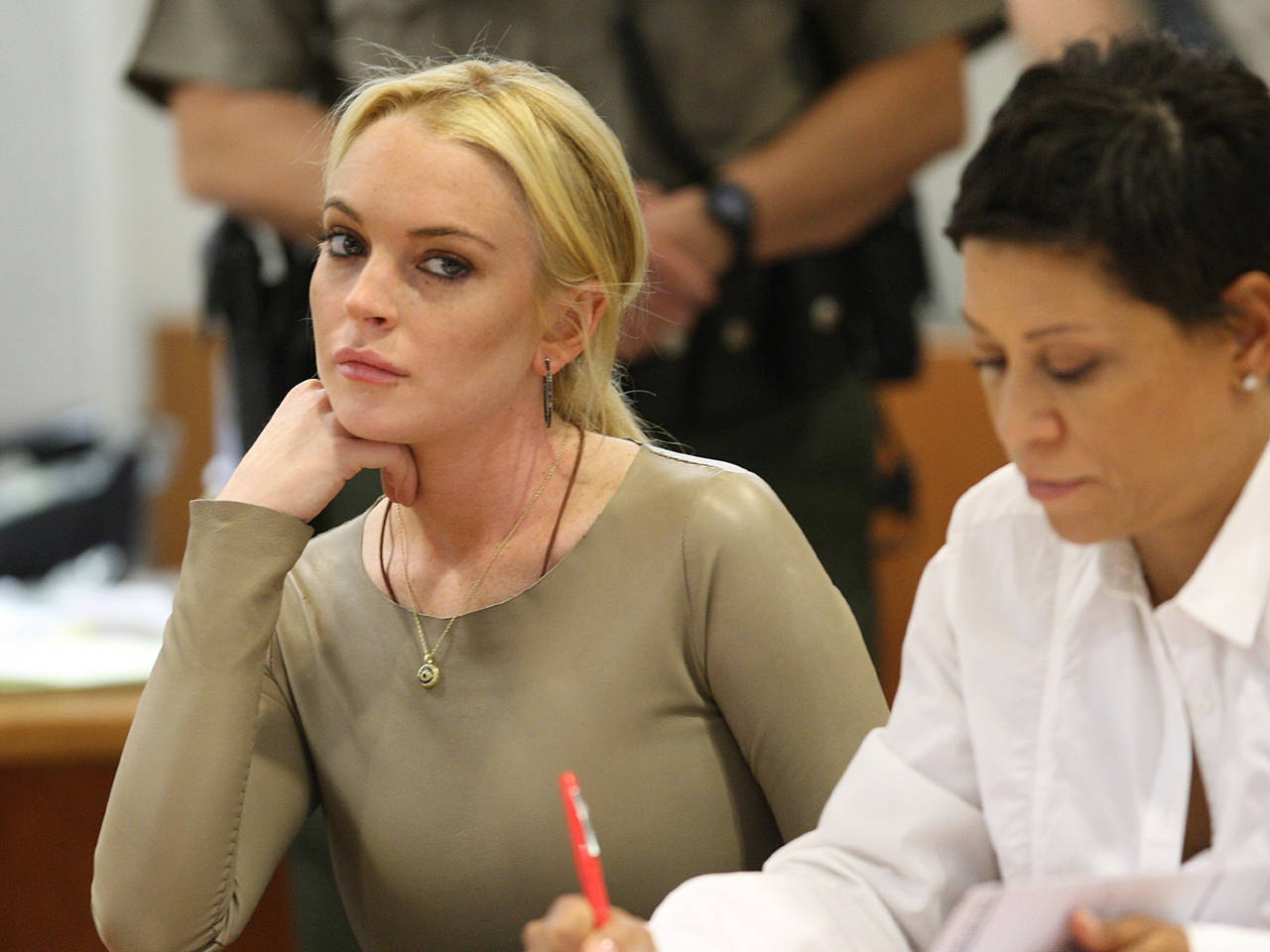 ������׷�������Ų����������롰��Ů���������޺��������ɻ� ...