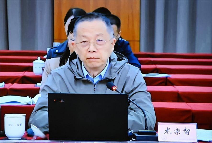 四川大学法学院教授 龙宗智法律监督工作发展成效突出