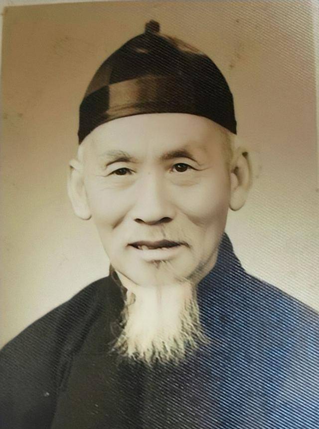 男孩十岁,女孩七岁,了解十年,结为夫妻,夫妻间以尊重换实心 男孩十岁,女孩七岁,了解十年,结为夫妻,夫妻间以尊重换实心