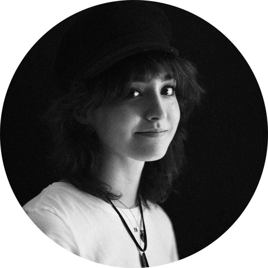 �ھŽ���Ϲ�����Ӱ˫��չ��Ʒ�������䡢�¼��¸�У��