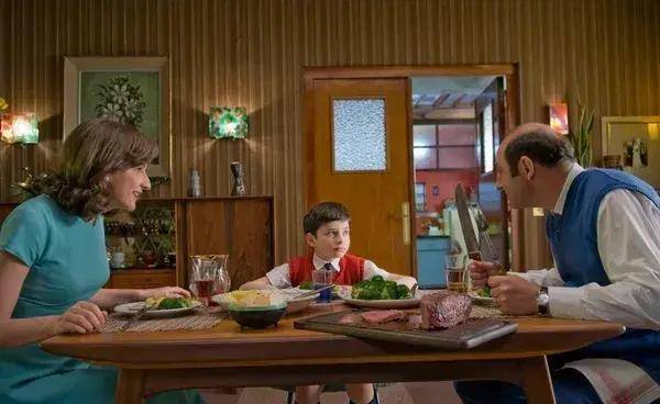 10���������ݵĵ�Ӱ��С���ѵ�Ц����ĺ�����