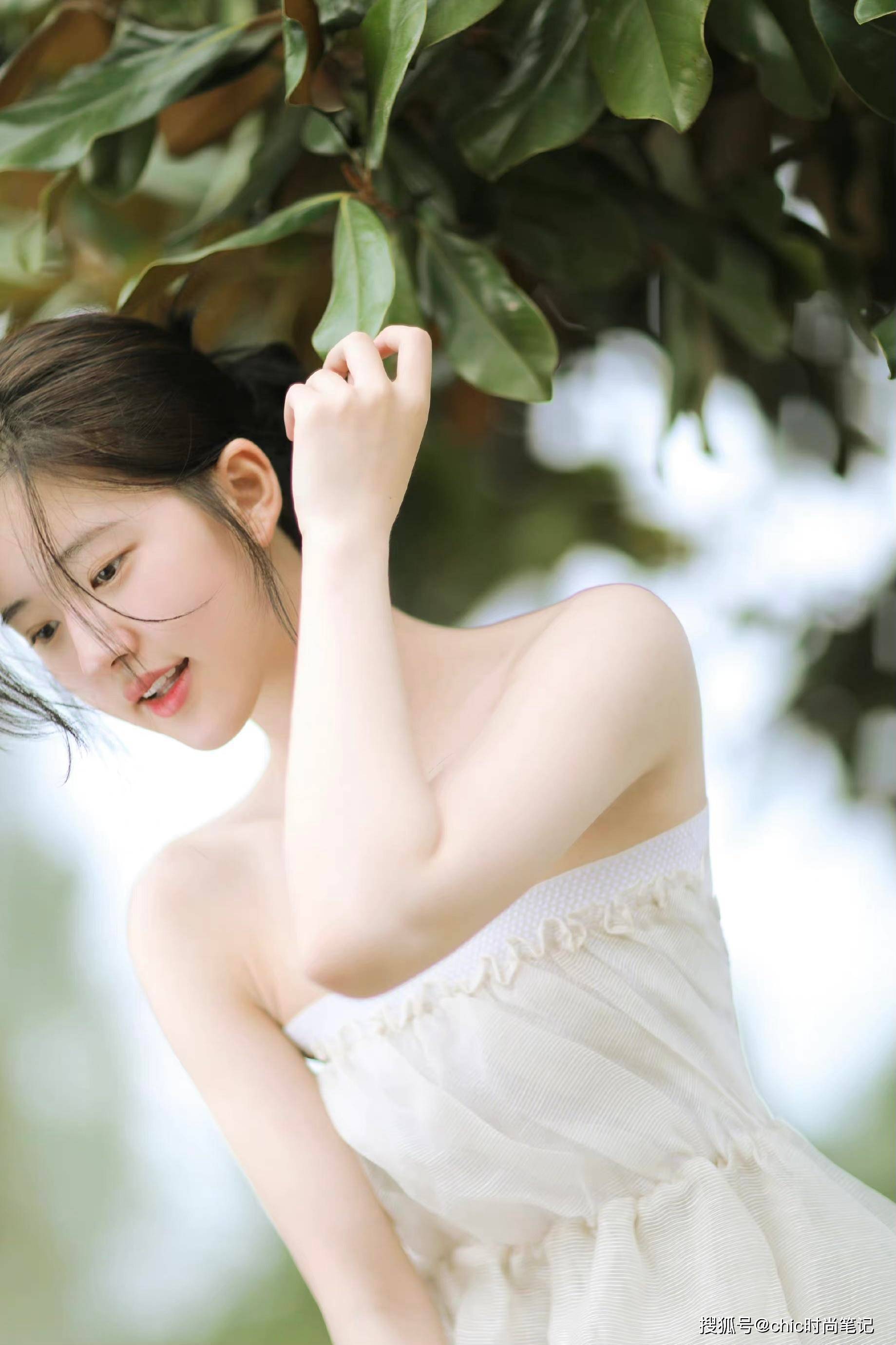 ����¶˼Ϊģ�壬̸��Ϊһ���׺�����Ů�����ض������Щ ...