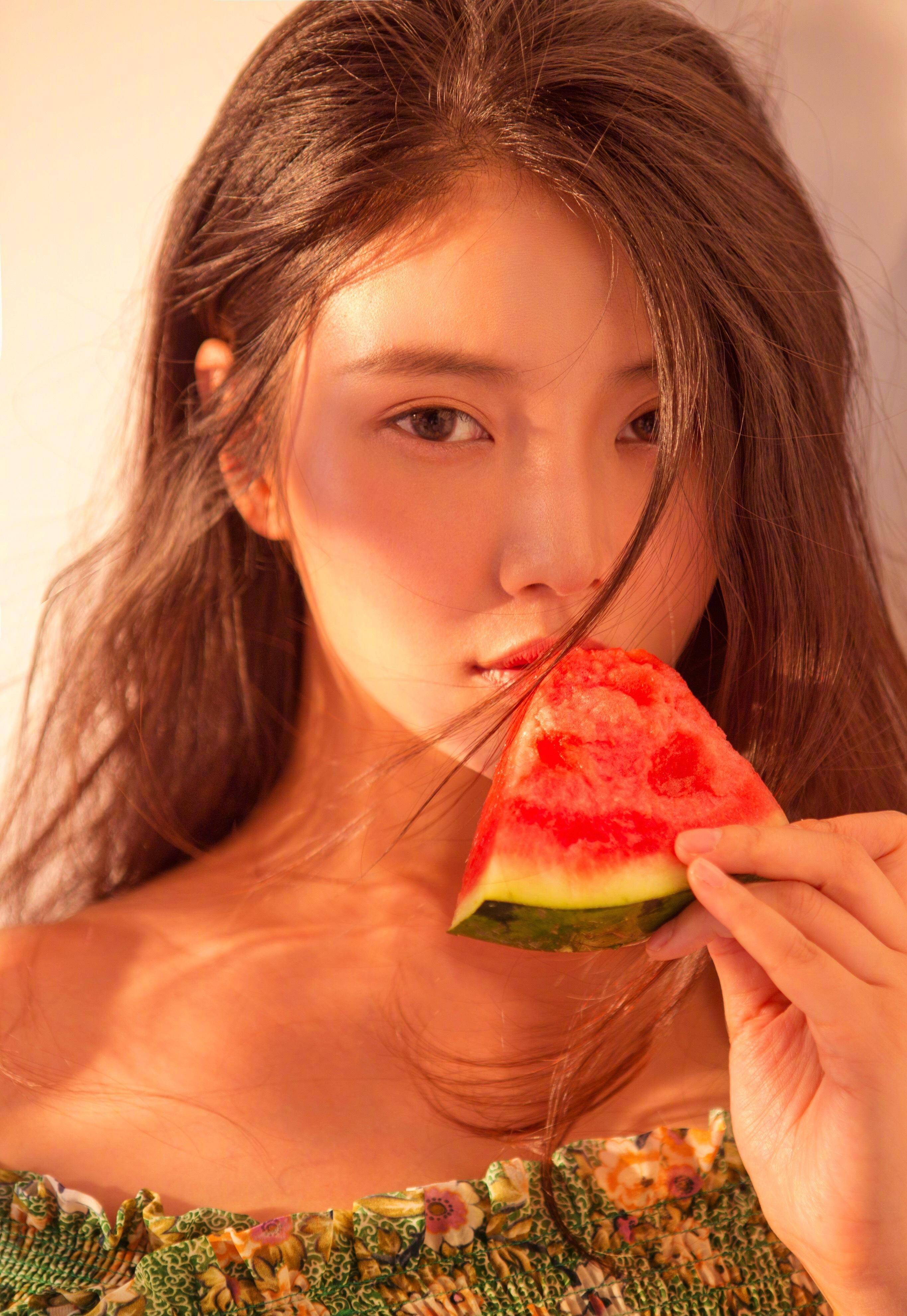 徐冬冬出演“武则天”,那个狄仁杰太“幸福”,把我看懵了 徐冬冬出演“武则天”,那个狄仁杰太“幸福”,把我看懵了