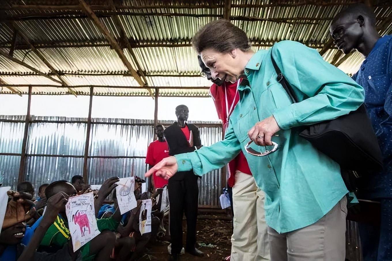 Ů���Ͳ��˹��ϲ����Ů�ˣ�72��Ĺ��������緢��ȴ���ݡ��� ...