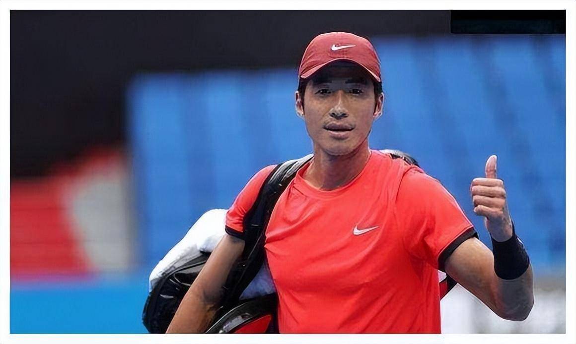 原创
            痛心！中国网球巨星准备年底退役，与纳达尔同岁，和费德勒一样高
