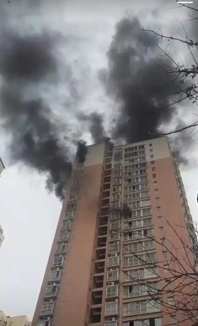 楼方舟资讯：西安一高层住宅发生火灾致5人死亡