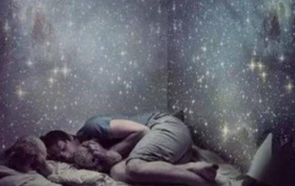 梦见别的男生喜欢我，梦境背后的情感解析与心理启示