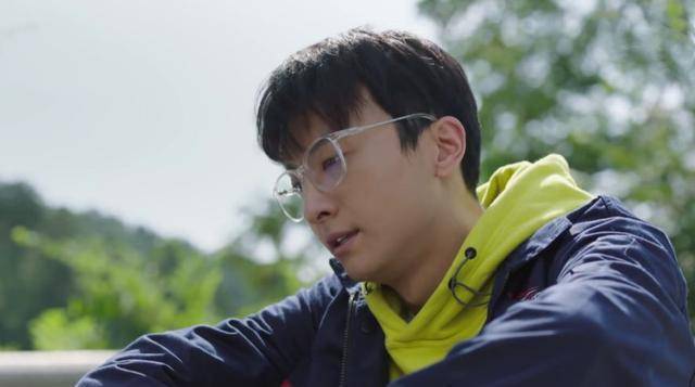 但我发现,牛骏峰参演的很多电视剧,他都不是主角