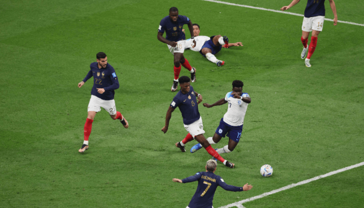 晋级半决赛！法国队2-1淘汰英格兰凯恩主罚吉鲁头球