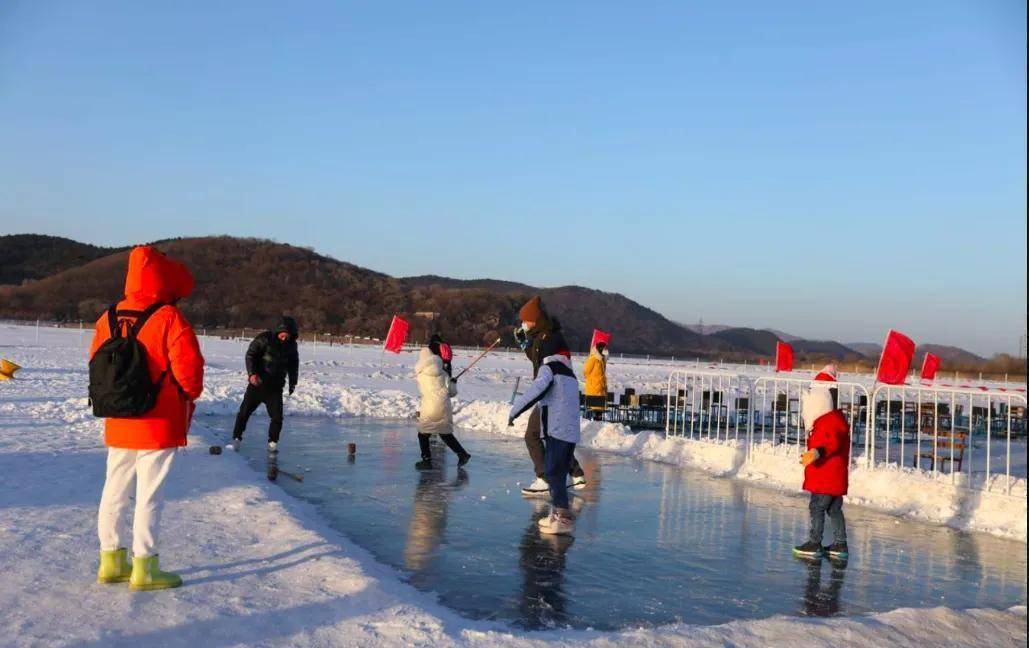 请用力推开冰雪世界的大门 领受1个“保母级”的攻略