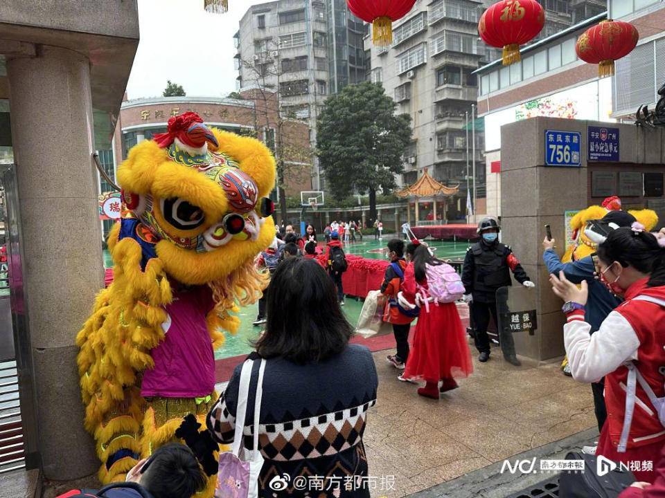 热闻｜仪式感拉满！各地中小学今日开学，迎新仪式太“卷”了！