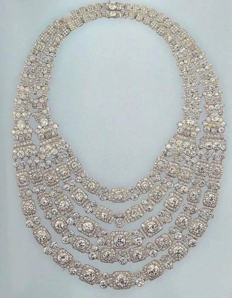 ƽ����Ů����쭡���20�����������罻���£��鱦���������ҷ� ...