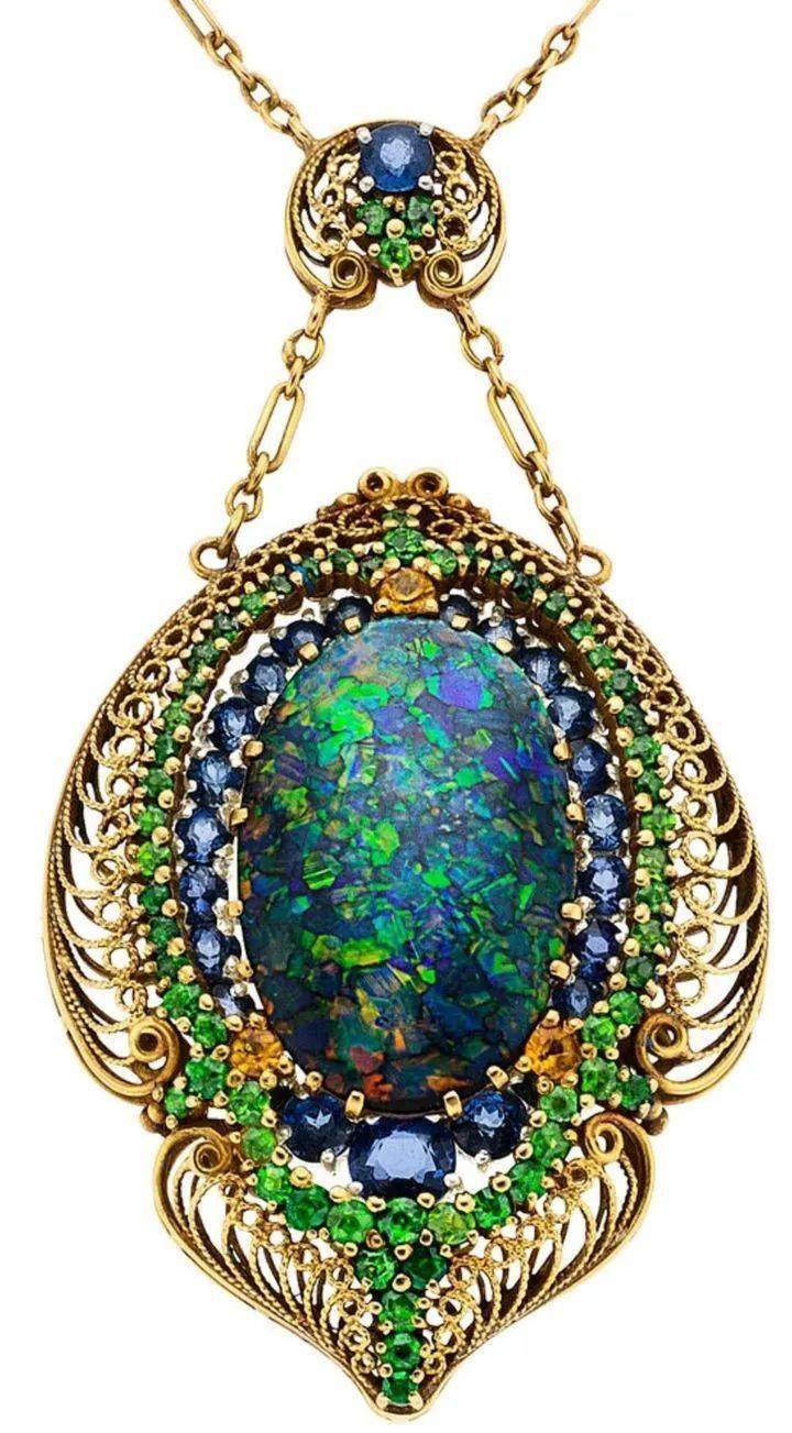 �������𣿾�Ȼ�е��ں�����ñ�ʯ�����죡