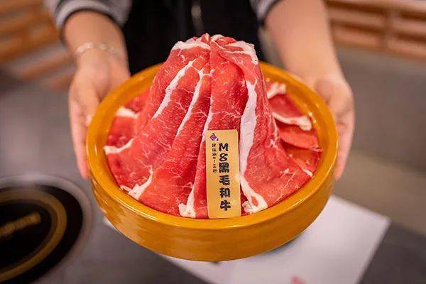 品量餐饮、珍馐小吃五折赏味！翻开吃货春日味蕾，来和平环宇城就对了！