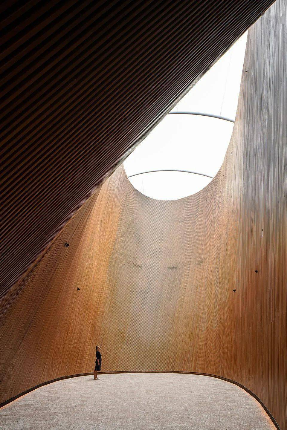 ������ѧ���ý������ڵ��߼���