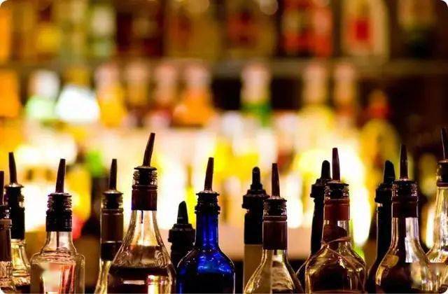 三大烈酒巨头业绩发布：人头马中国市场表现出色，帝亚吉欧、LVMH出现下滑(图1)