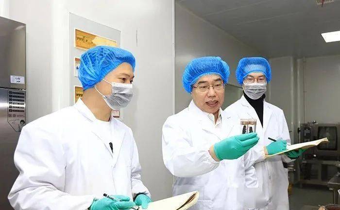 中国海洋大学食品科学与工程学院院长薛长湖EMC易倍体育 易倍EMC教授：深耕海洋水产加工引领产业技术进步(图3)