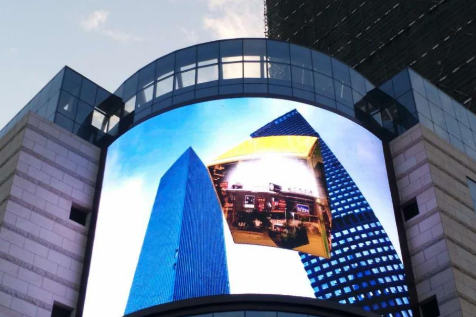 曲面led透明屏科技感爆棚分外吸睛