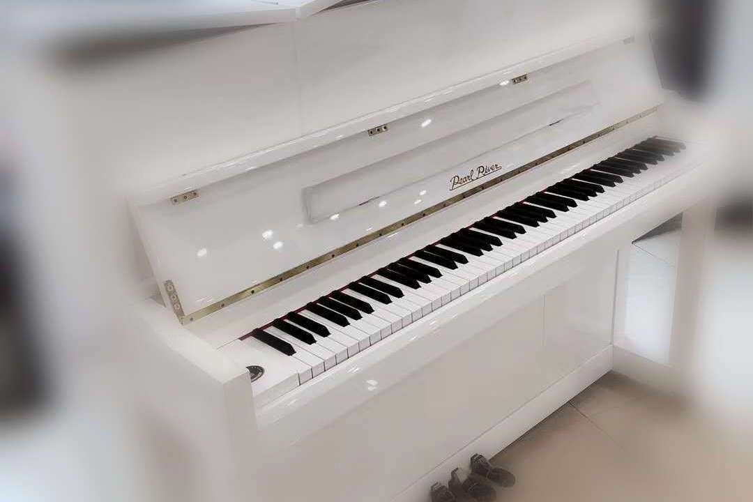 两万左右性价比最高的珠江白色钢琴pn115