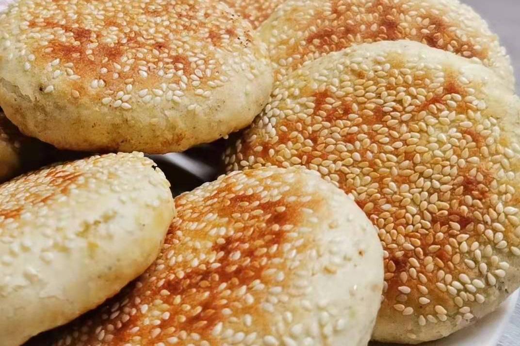 老北京麻酱烧饼技术培训去哪学麻酱烧饼技术好