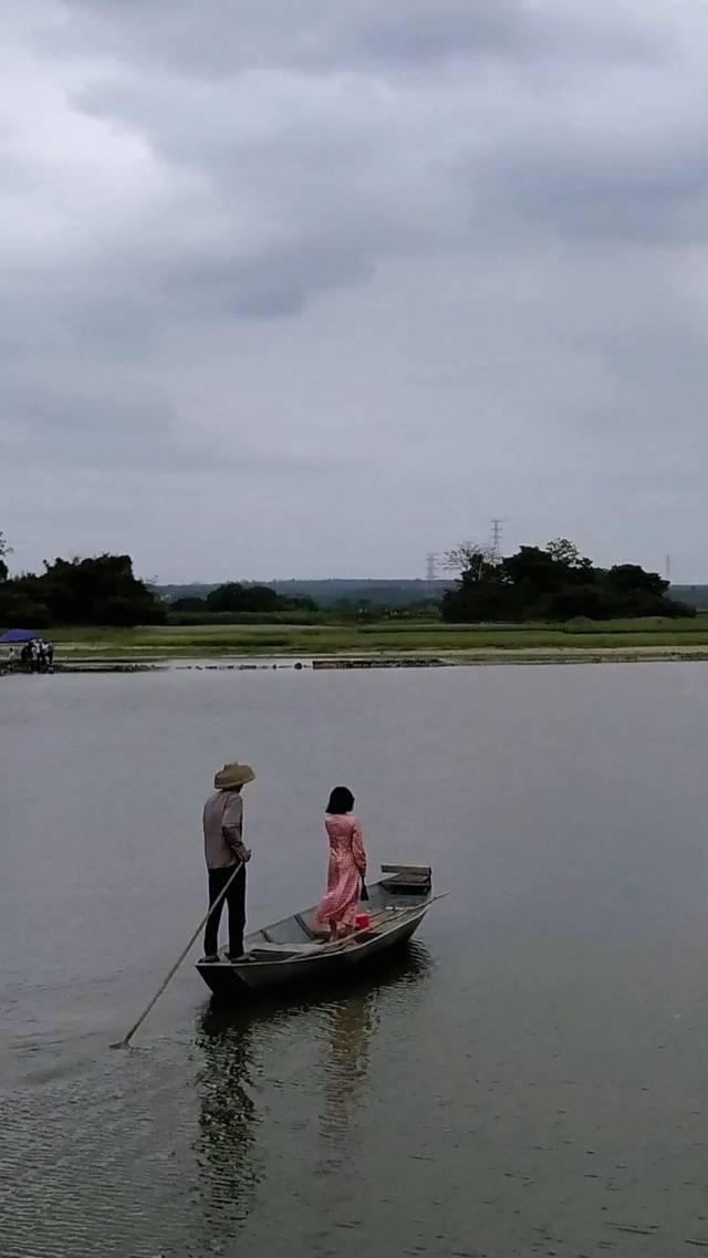 鳄鱼姐姐阿丽塔